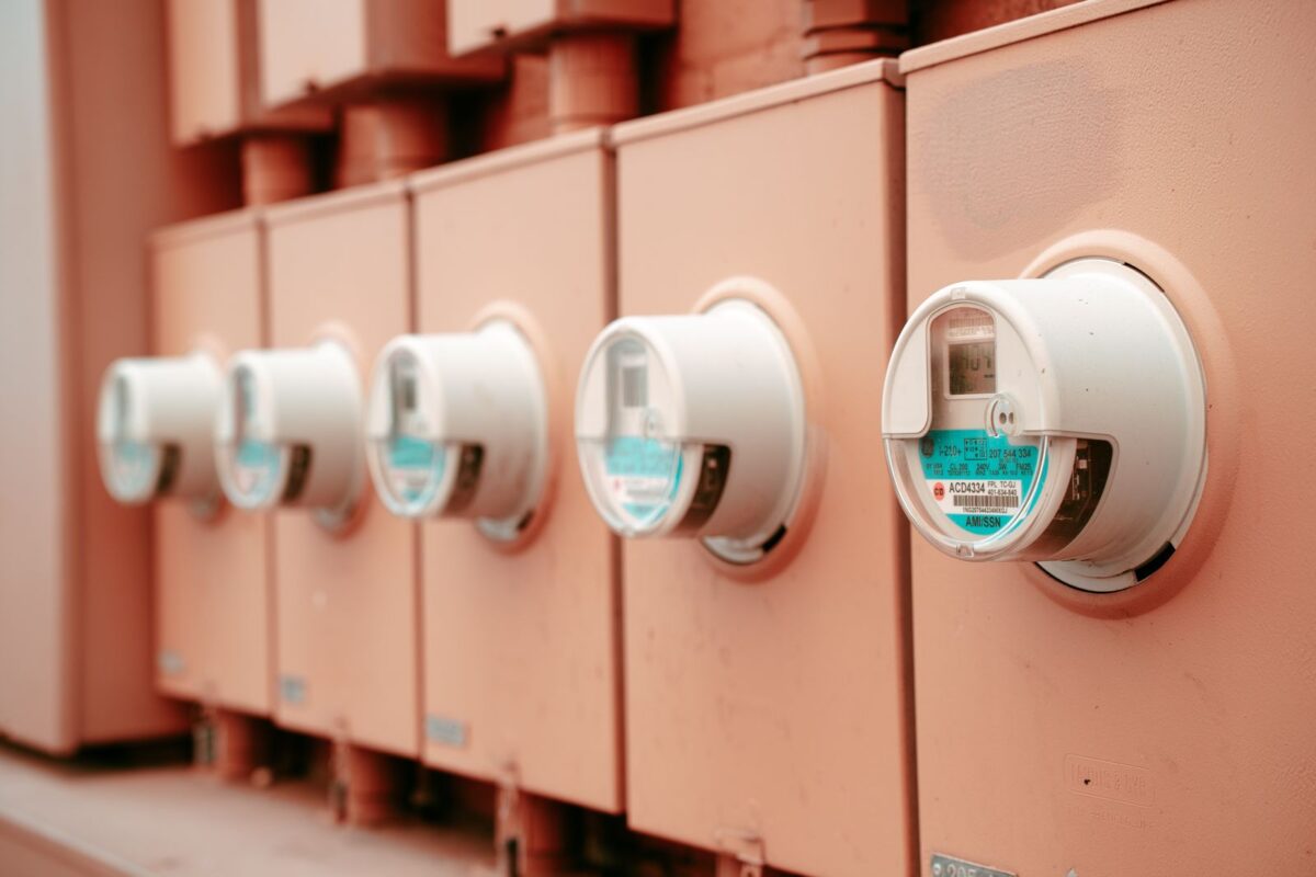 Contratar luz en el mercado libre o regulado